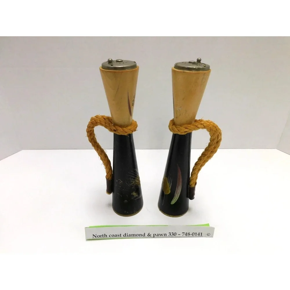 Vintage MCM Japan Wood Salt and Pepper Shakers Wheat Pattern Rope Handle DW7